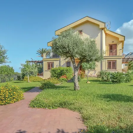 Joly Holiday home